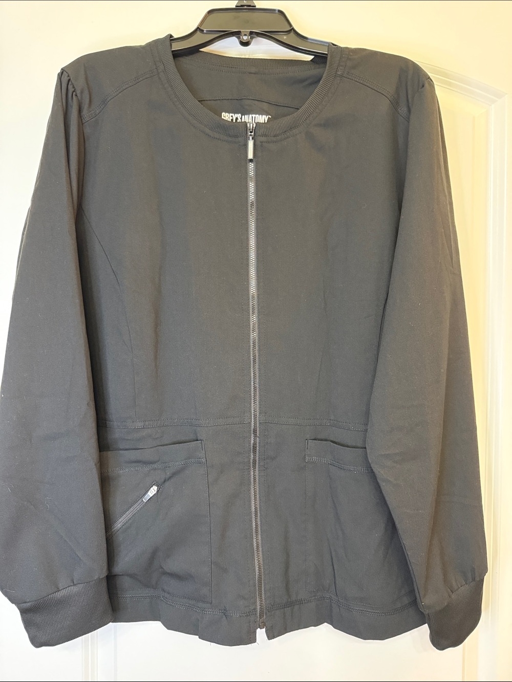 Millie Women’s 3-Pocket Zip Front Warm Up Scrub Jacket